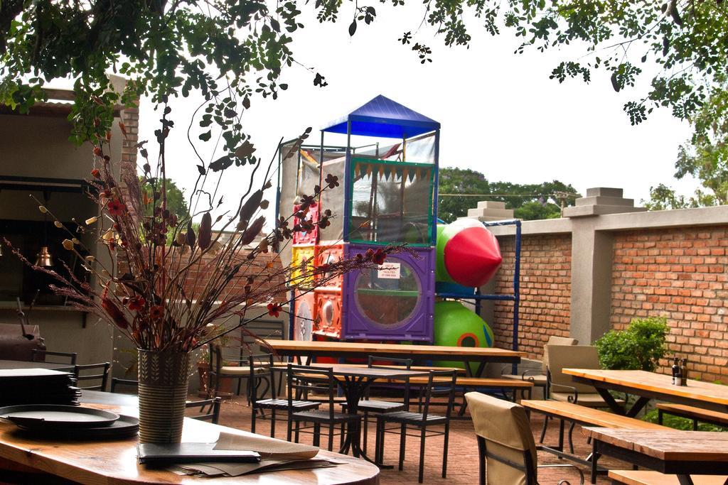Casa Forno Country Hotel Otjiwarongo Exterior foto