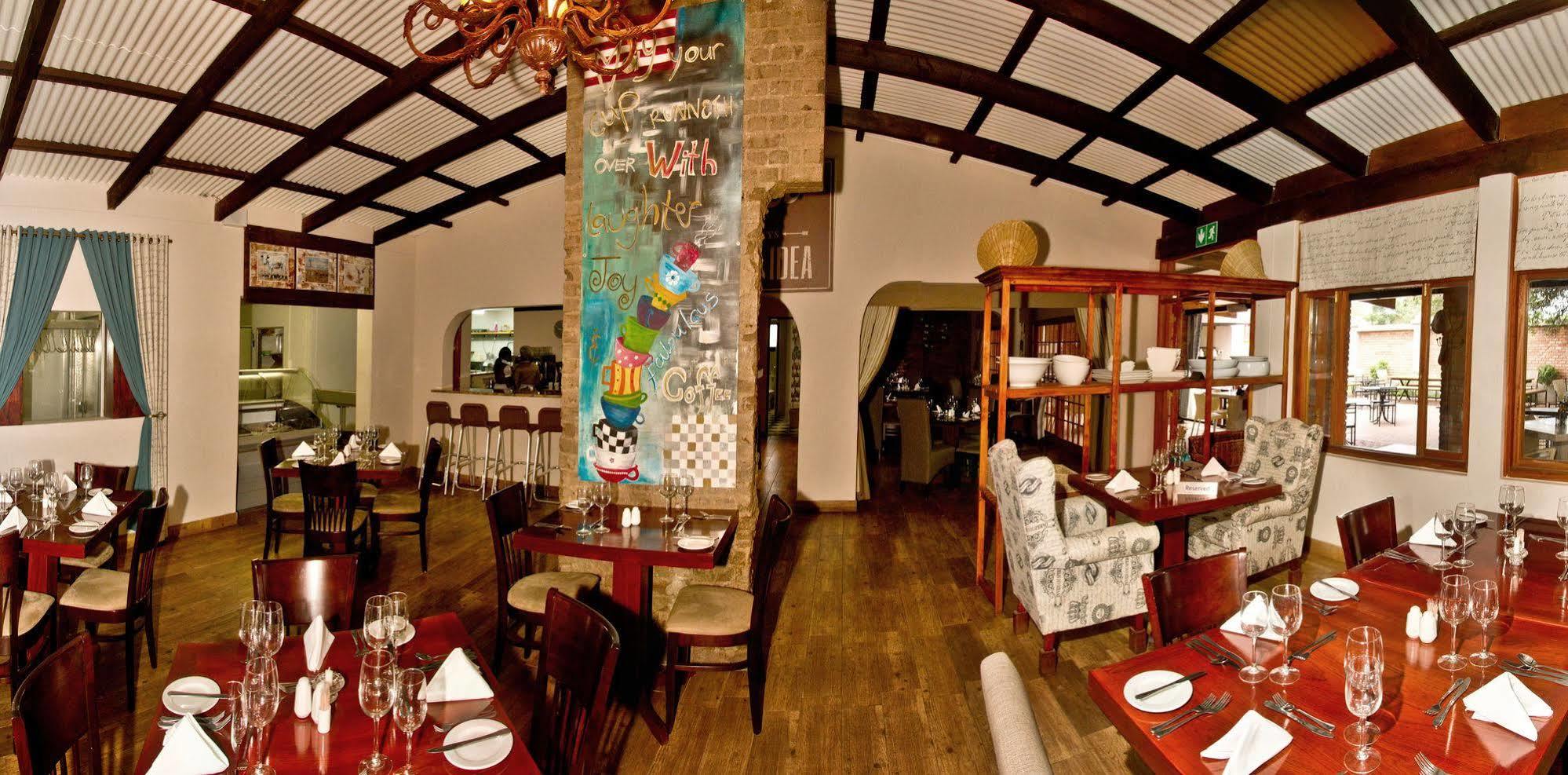 Casa Forno Country Hotel Otjiwarongo Exterior foto