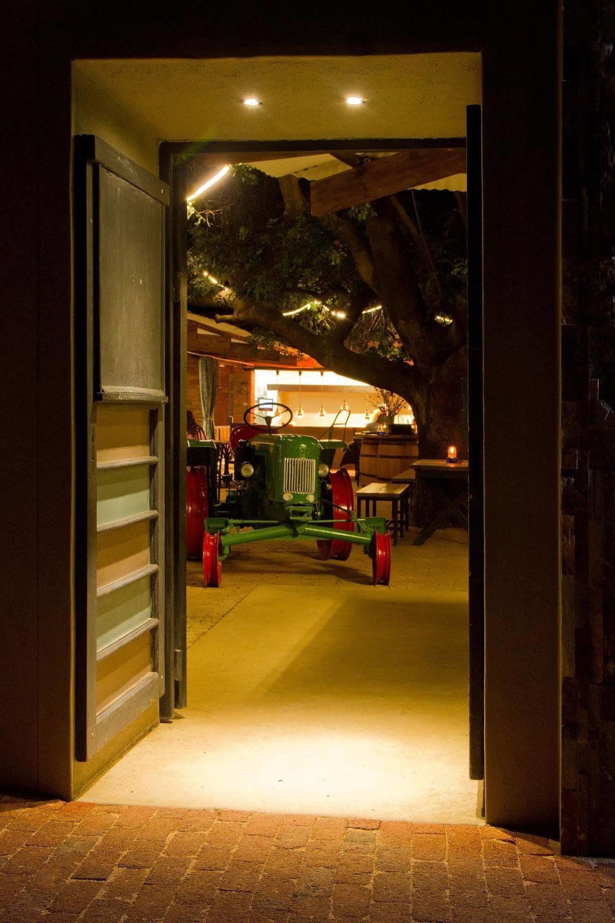 Casa Forno Country Hotel Otjiwarongo Exterior foto